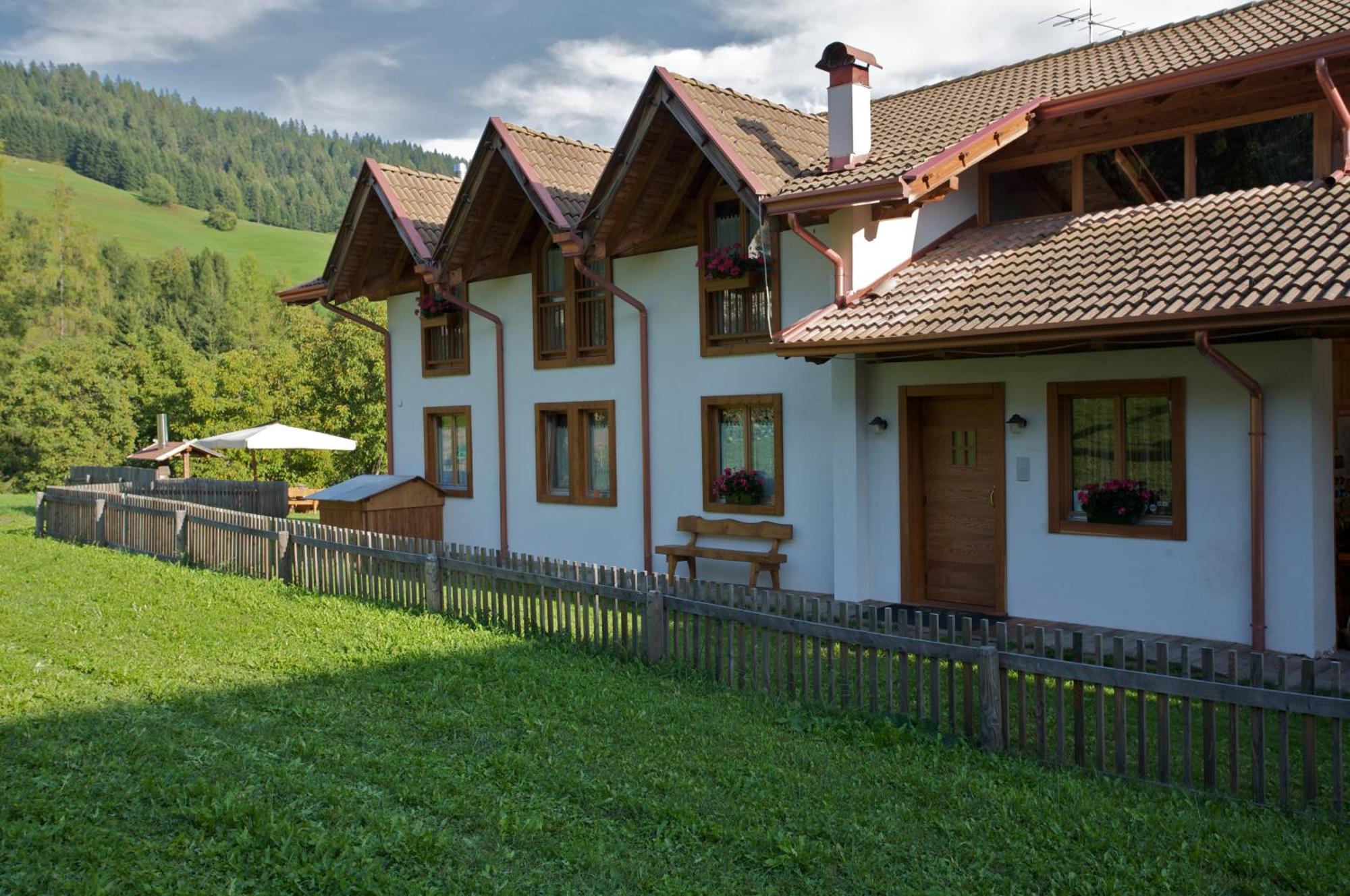 B&B Affittacamere Larix Rumo Exterior foto